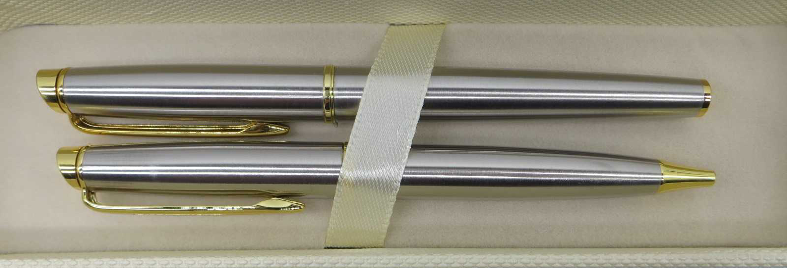 Набір подарунковий Sonata 2ручки срібні із золотом-ролер і кулькова у коробці