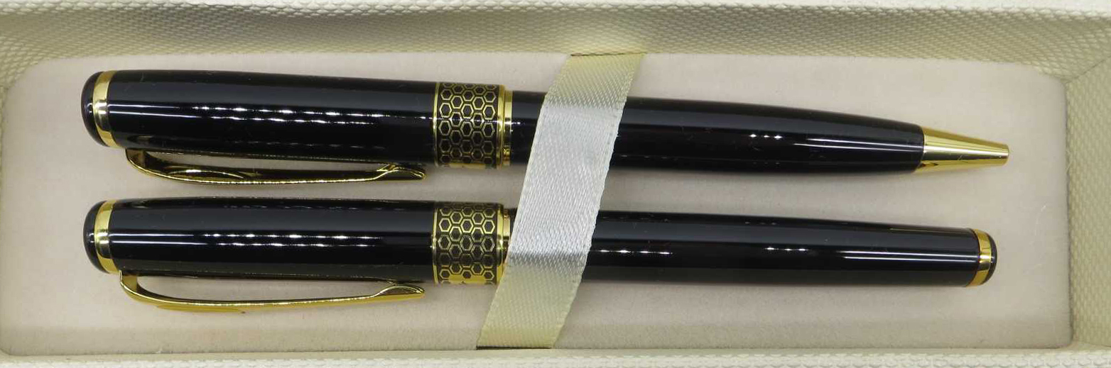 Набор подарочный Sonata 2ручки черные с золотом-шариковая и чернильная в коробке